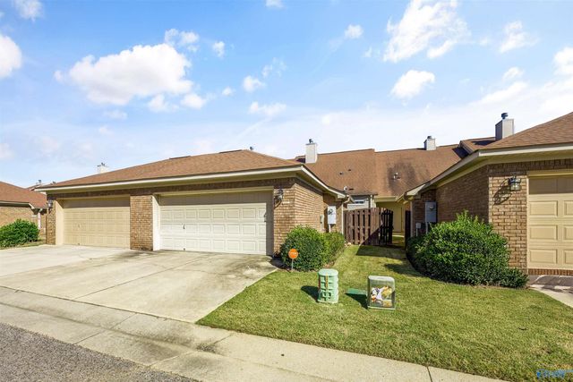 1017 Cresent Falls, Huntsville, AL 35806