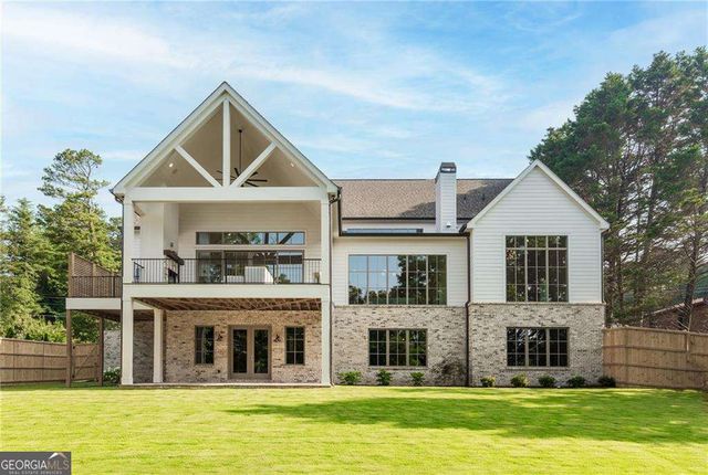 228 Thomas Circle, Roswell, GA 30075