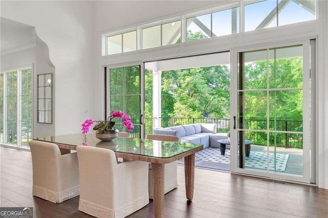 228 Thomas Circle, Roswell, GA 30075