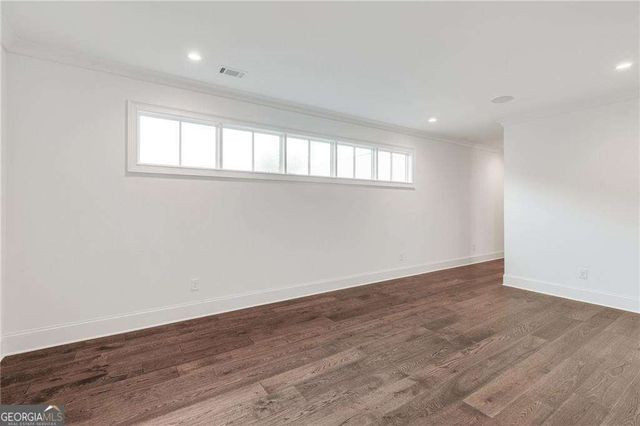 228 Thomas Circle, Roswell, GA 30075