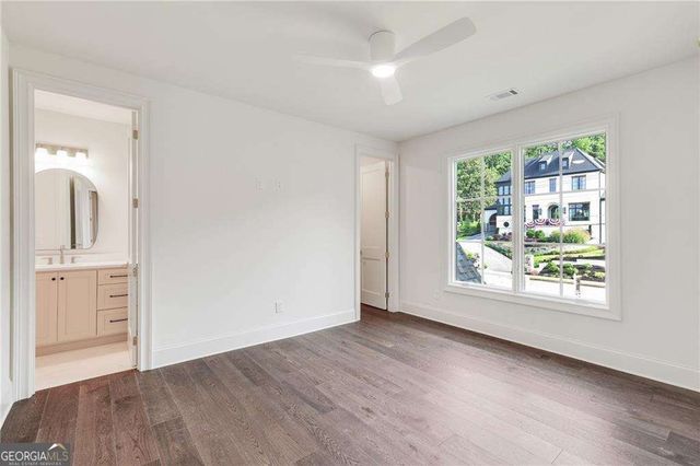 228 Thomas Circle, Roswell, GA 30075