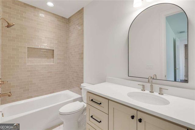 228 Thomas Circle, Roswell, GA 30075