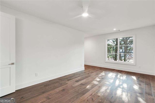 228 Thomas Circle, Roswell, GA 30075