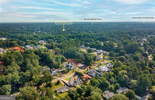 228 Thomas Circle, Roswell, GA 30075