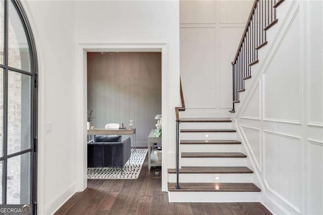 228 Thomas Circle, Roswell, GA 30075