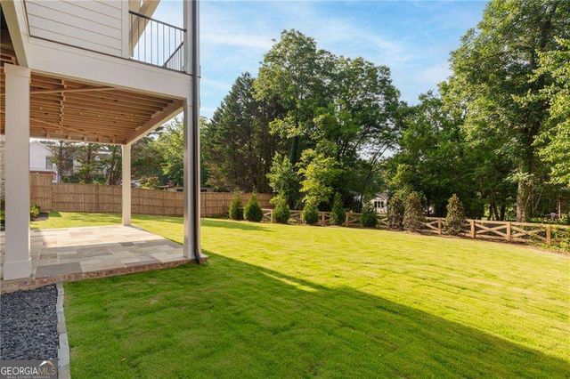 228 Thomas Circle, Roswell, GA 30075