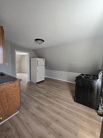 5301 N 38th STREET, Milwaukee, WI 53209