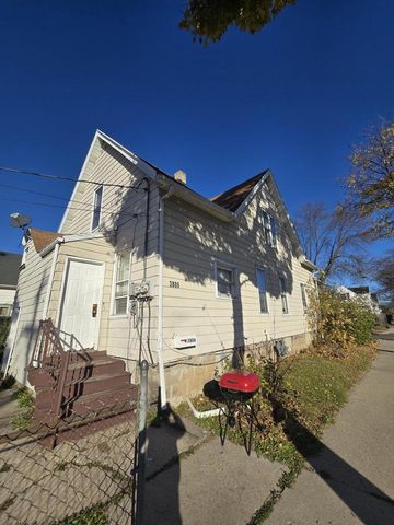 5301 N 38th STREET, Milwaukee, WI 53209