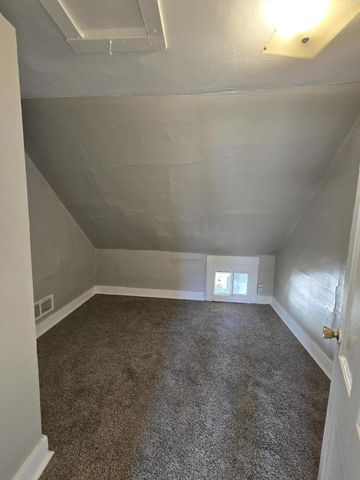 5301 N 38th STREET, Milwaukee, WI 53209