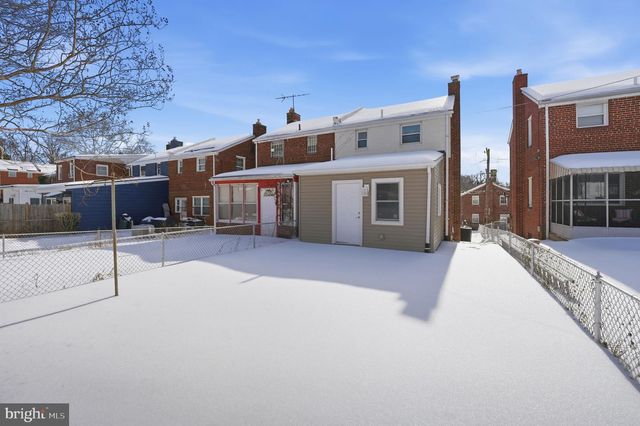 4400 DUBOIS PL SE, Washington, DC 20019