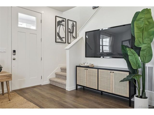 9807 Bahama St, Commerce City, CO 80022