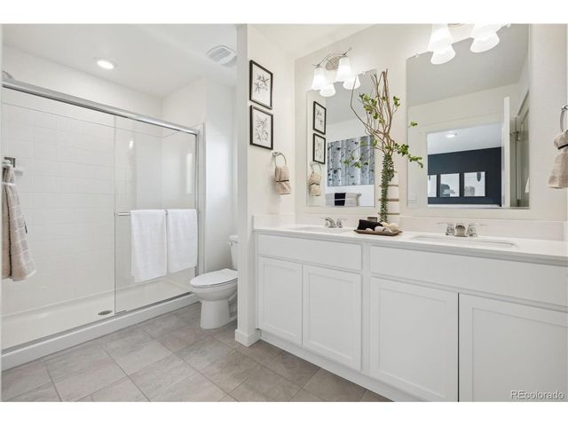 9807 Bahama St, Commerce City, CO 80022