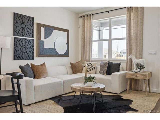 9807 Bahama St, Commerce City, CO 80022