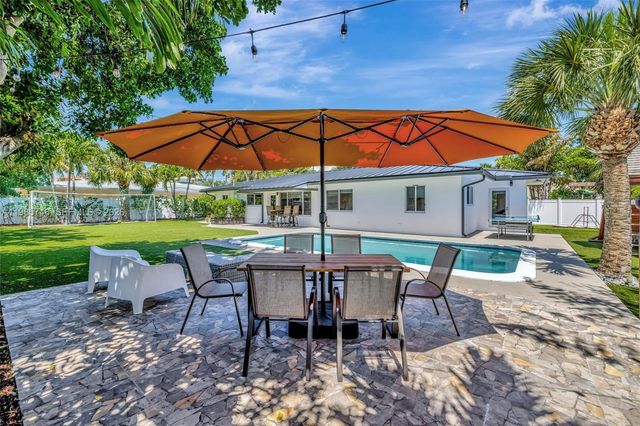 2506 NE 30th St, Fort Lauderdale, FL 33306