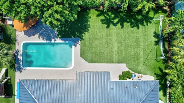 2506 NE 30th St, Fort Lauderdale, FL 33306