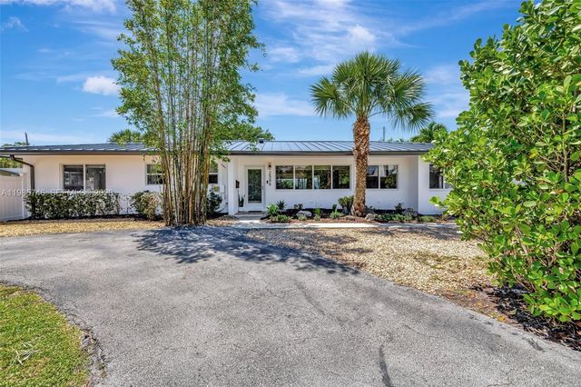 2506 NE 30th St, Fort Lauderdale, FL 33306