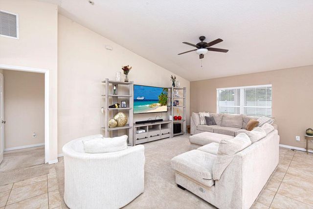 2606 Serenity Circle N, Fort Pierce, FL 34981
