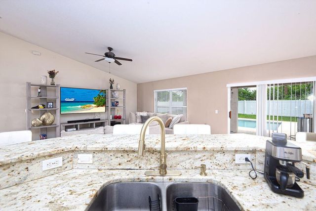 2606 Serenity Circle N, Fort Pierce, FL 34981
