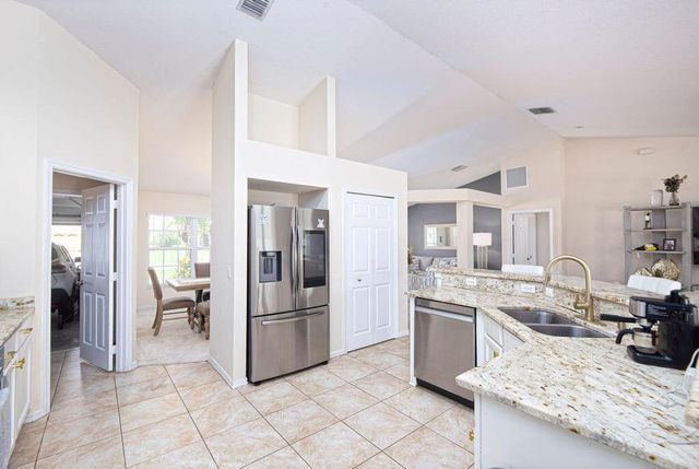 2606 Serenity Circle N, Fort Pierce, FL 34981