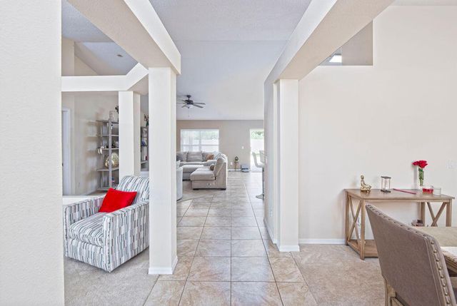 2606 Serenity Circle N, Fort Pierce, FL 34981