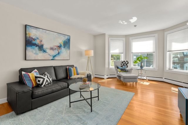 31 Highland Avenue 2, Newton, MA 02460