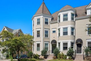 31 Highland Avenue 2, Newton, MA 02460