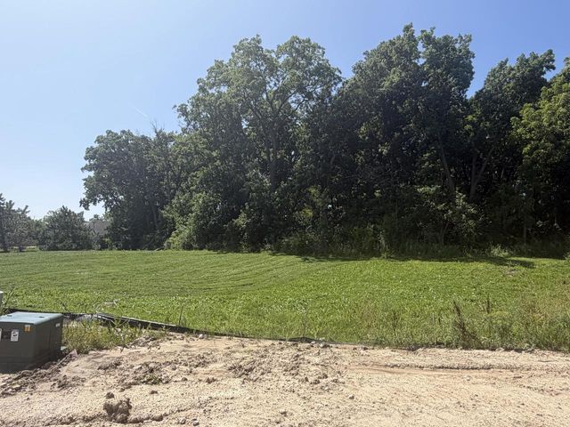 8555 Summit PLACE, Pleasant Prairie, WI 53158