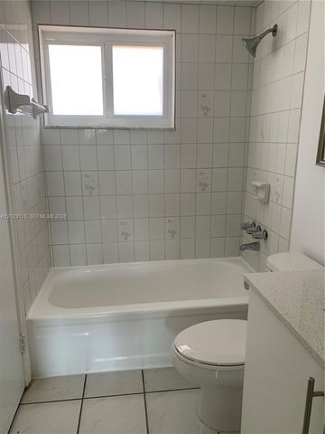 7703 Camino Real A-405, Miami, FL 33143