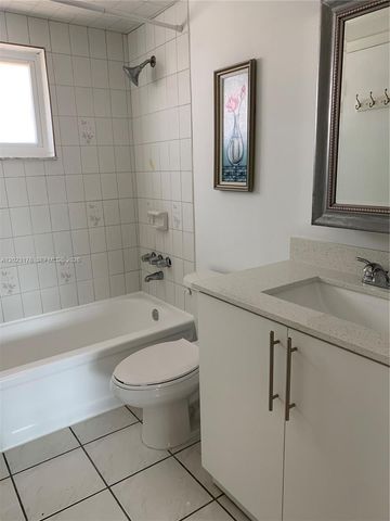 7703 Camino Real A-405, Miami, FL 33143