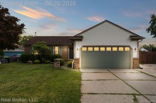 16380 Sudbury Court, Macomb Township, MI 48044