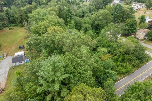 785 Broadway Rd, Dracut, MA 01826