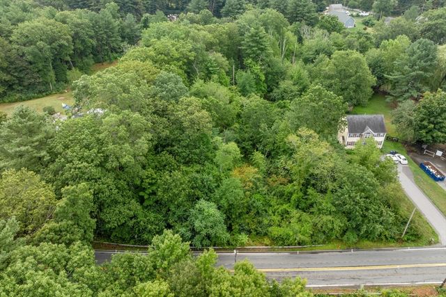 785 Broadway Rd, Dracut, MA 01826