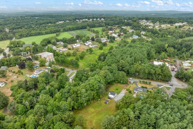 785 Broadway Rd, Dracut, MA 01826