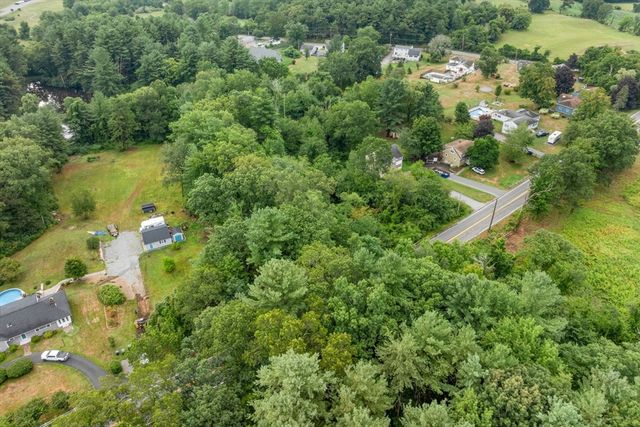 785 Broadway Rd, Dracut, MA 01826