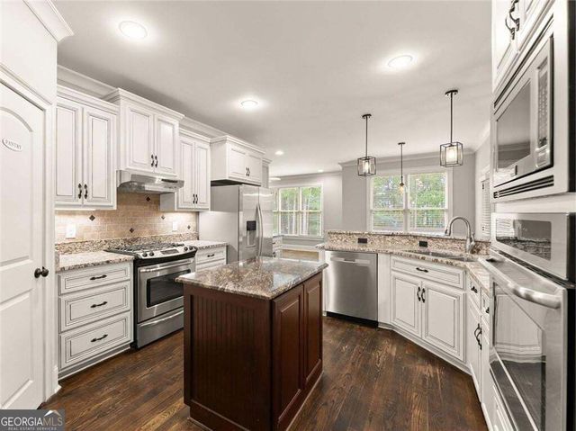 267 Chestnut Oak Lane, Dawsonville, GA 30534
