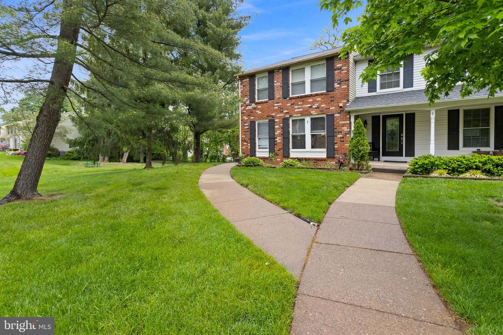 7 WOODLAND CT, Hamilton Twp, NJ 08610 — photo 3