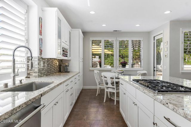 4347 Via Entrada, Newbury Park, CA 91320