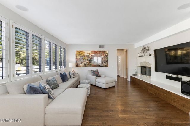 4347 Via Entrada, Newbury Park, CA 91320