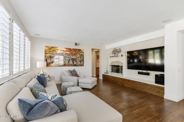 4347 Via Entrada, Newbury Park, CA 91320