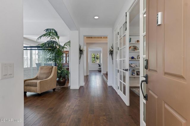 4347 Via Entrada, Newbury Park, CA 91320