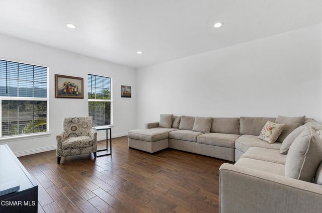 4347 Via Entrada, Newbury Park, CA 91320