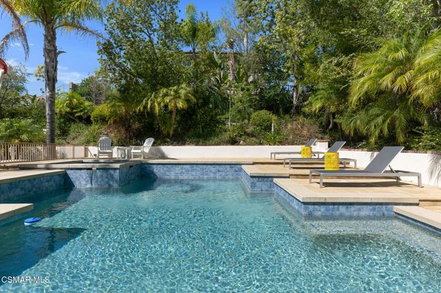 4347 Via Entrada, Newbury Park, CA 91320