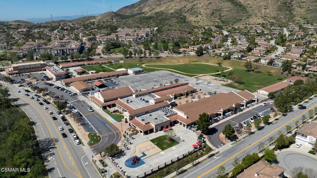 4347 Via Entrada, Newbury Park, CA 91320