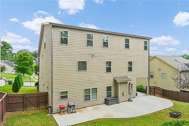 3575 Lindsy Brooke Court, Douglasville, GA 30135