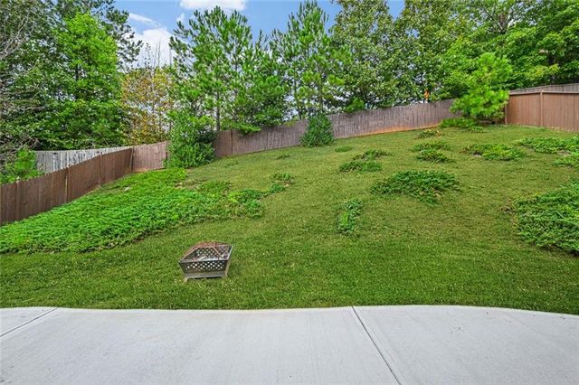 3575 Lindsy Brooke Court, Douglasville, GA 30135