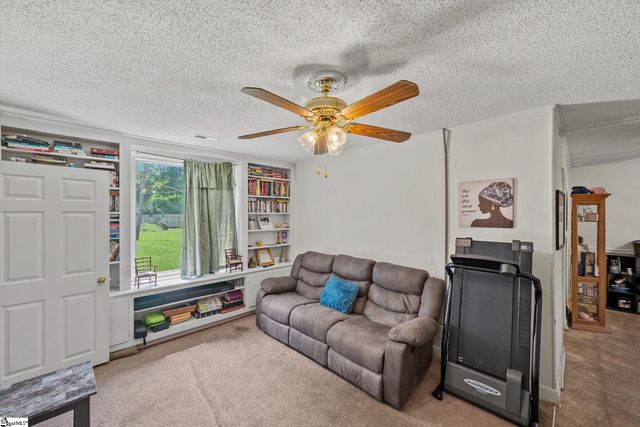 9 Glenwood Lane, Greenville, SC 29605