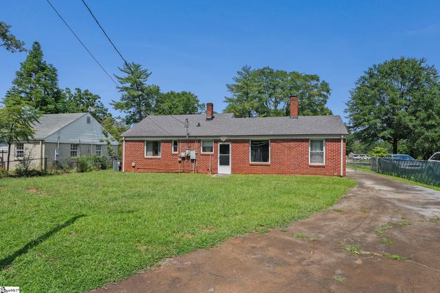 9 Glenwood Lane, Greenville, SC 29605