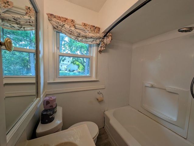 604 Jennison Street, Bay City, MI 48708