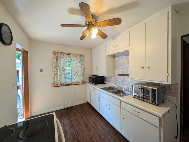 604 Jennison Street, Bay City, MI 48708