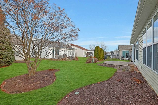 13440 Crestview Drive, Huntley, IL 60142